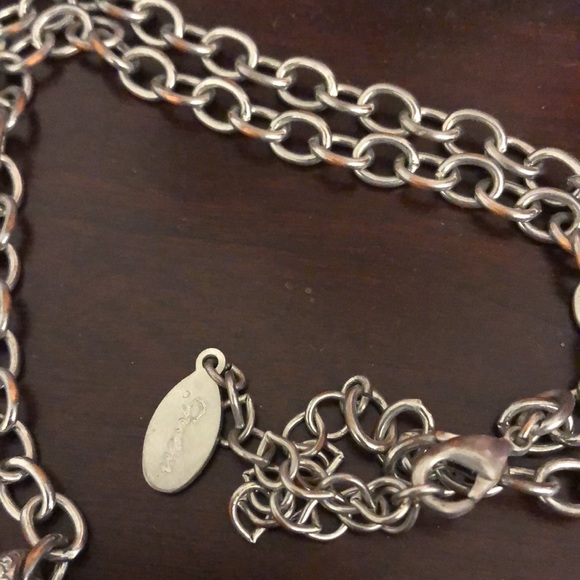 GUESS HEART NECKLACE 💕💕💕 - Picture 2 of 4